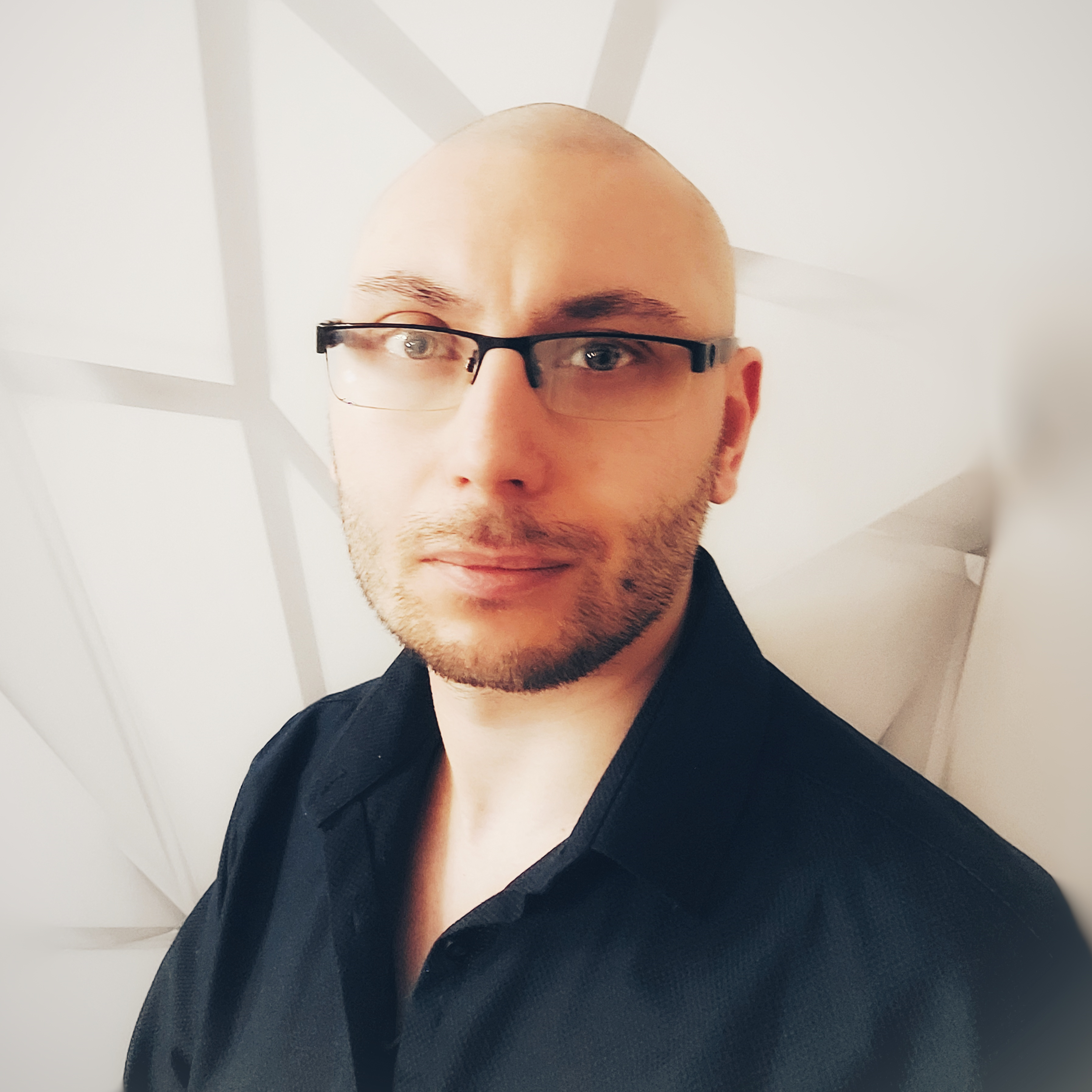 Tomasz Gałązka, twórca doUslug.online
